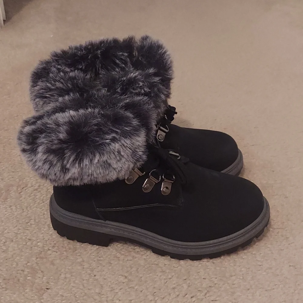 Jessica Carlyle Julio Faux Fur Boots
